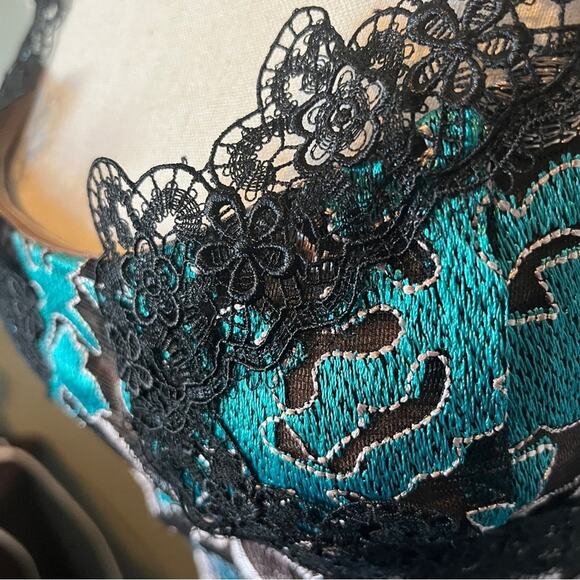 NWT Elliatt Quartz Dress Gown Peacock Black Teal Lace Brocade Embroidery Sm - Picture 9 of 16
